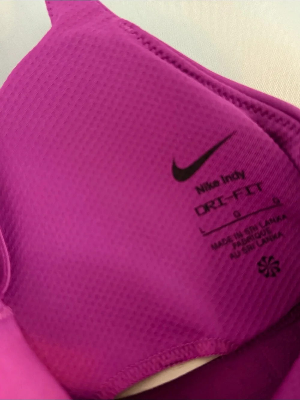 Nike Fuchsia Indy Kids Sports Bra. New!  Size large